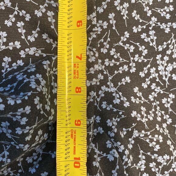 J. Jill Cotton Blend Floral Tapered Leg Mid Rise Pants Size 6 - Picture 8 of 8